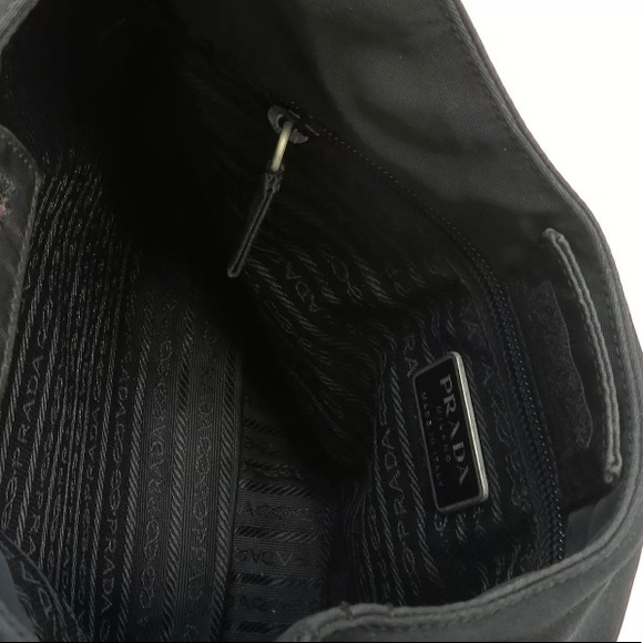 ❤️SOLD❤️Authentic Prada Hobo Moon Shoulder Bag - Picture 9 of 12